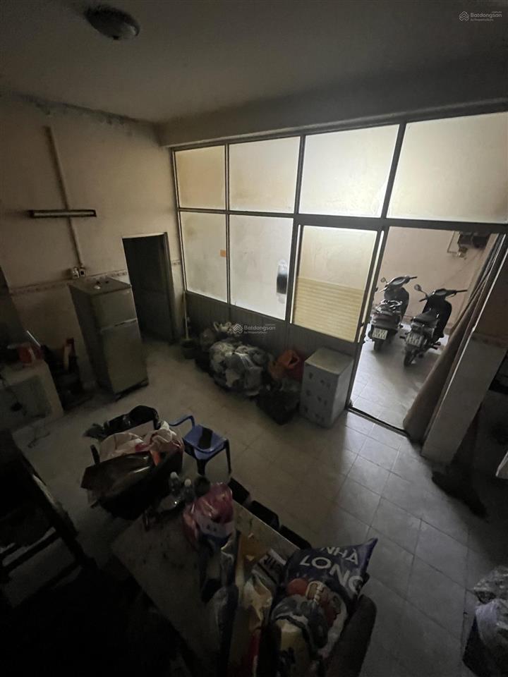 Bán nhà 3pn hai bà trưng, quận 1 ra mặt tiền 10m