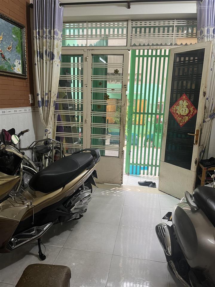 Hxh 2 tầng 3pn hòa hưng quận 10