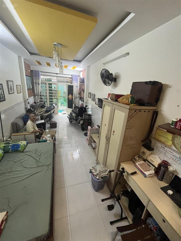 Hxh 2 tầng 3pn hòa hưng quận 10