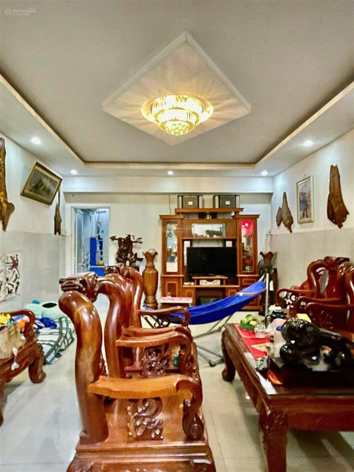 Nhà 3 lầu dt 5x19. cn 72.3m2 thông ra cách mạng tháng tám, tân bình
