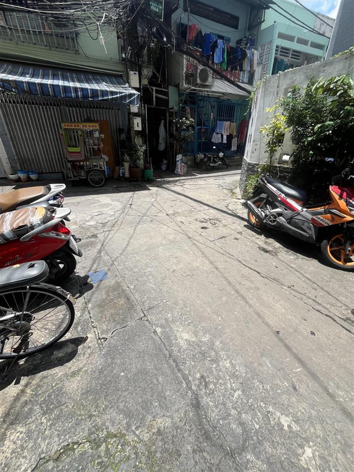 Bán nhà hẻm xe hơi 4,9 x 11 phan văn hân bình thạnh