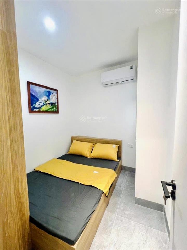 Chdv phố hàm nghi, cầu giấy, 55mx9t, giá 14.79 tỷ, 8p 1k1n, ô tô đỗ trước nhà vài bước ra mặt phố.