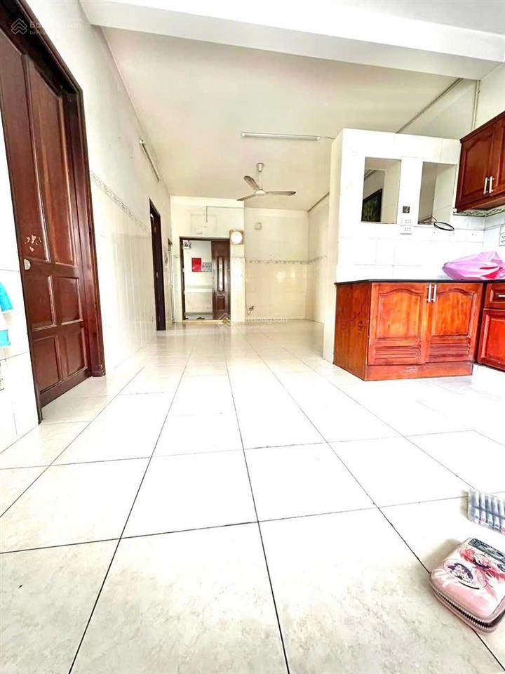 Bán căn hộ chung cư nhất lan tại đ.lộ tẻ, 23tỷ, 72m2 giá tốt