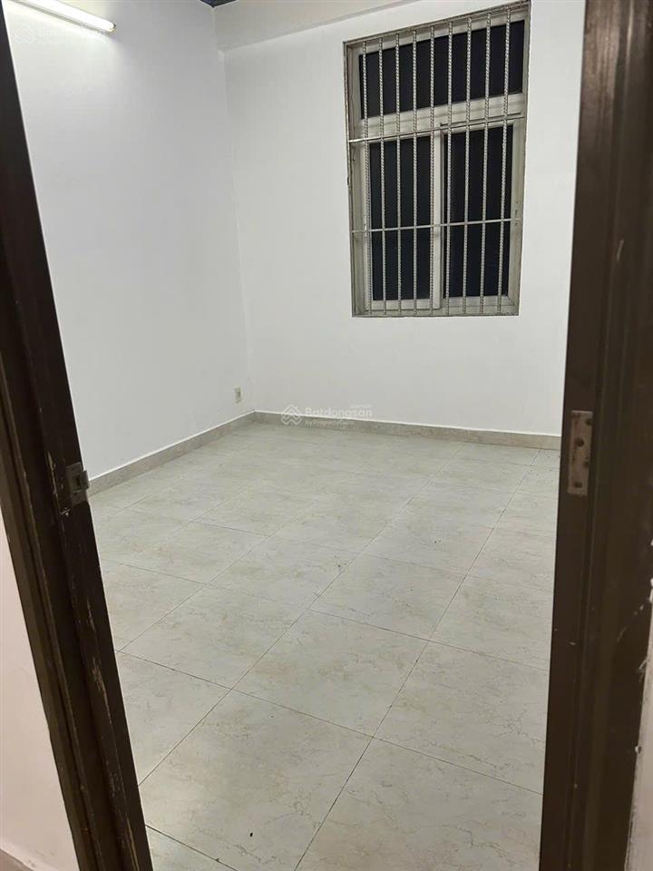 Bán căn hộ chung cư tại nhất lan, 2,3ty, 67 m2,đẹp, nhiều tiện ích