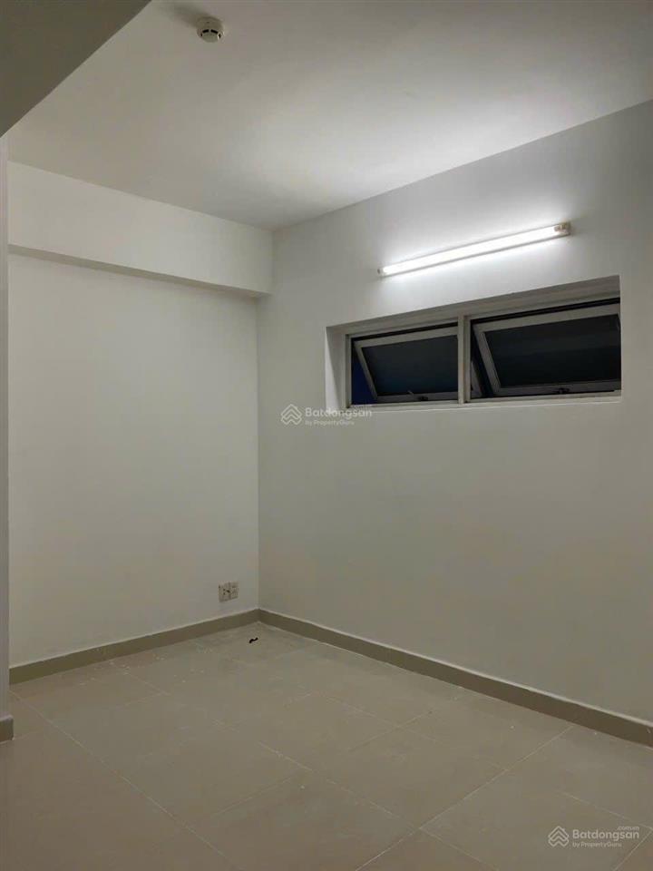 Cho thuê căn hộ nhất lan 3, 2 pn, giá 5tr5/th, và 1 pn, giá 5,5 tr, nhà trống. hotline 0965 964 ***