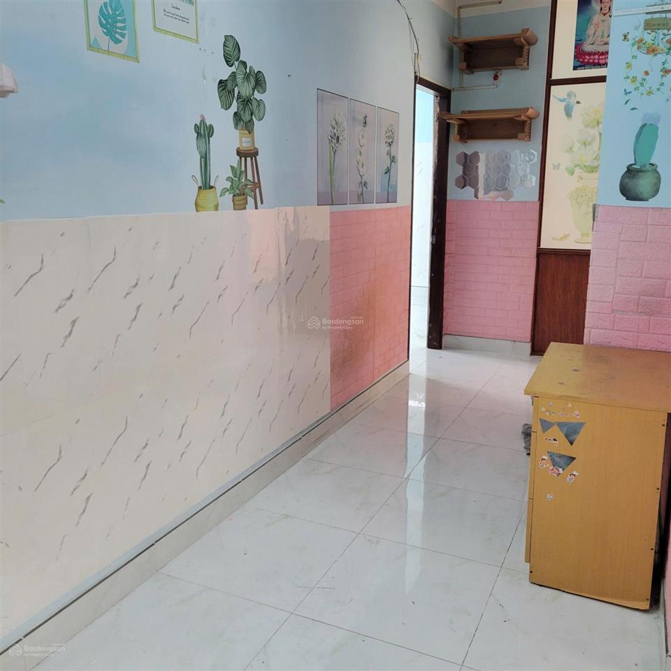 Cho thuê căn hộ nhất lan 3, 5,5 triệu, 60m2, 2pn, 1wc, bình tân, hcm