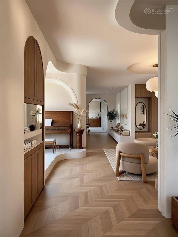 Bán nhà hxh khu phan đình phùng, phú nhuận  dt 4x11m, 4 tầng, 5pn  chỉ 8,6 tỷ bl