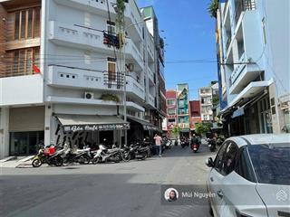 Chỉ 9,9 tỷ sở hữu ngay nhà hxh khu vực đường hoa, phú nhuận  dt nh 5x16m  3 tầng