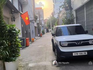 Nhà mới hđt 20tr/th  hxh trần bình trọng, bt  dt nở hậu 5,7x11m, 5 tầng 6pn  chỉ 10 tỷ