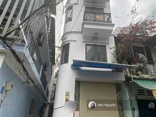 Vị trí vàng căn góc hiếm, hxh thông tứ phía lý chính thắng, q3  dt 3.5x12m, 4 tầng  chỉ 10.9 tỷ