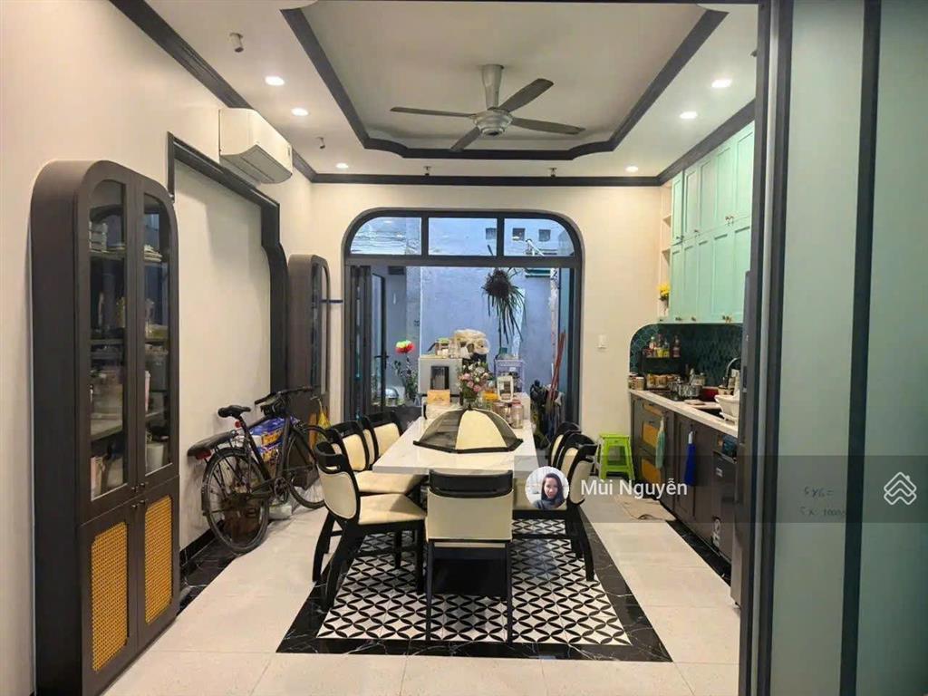 Nhà gần sân bay hẻm xe hơi nguyễn kiệm, phú nhuận  dt 4.3x17m, cn 71m2, 4 tầng 5pn  chỉ 13,5 tỷ