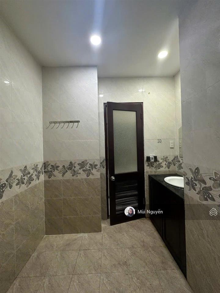 Cơ hội vàng đầu tư sinh lời cao  hai bà trưng, q3  dt 4.7x16m, ctxd 5 tầng  chỉ 10 tỷ tl