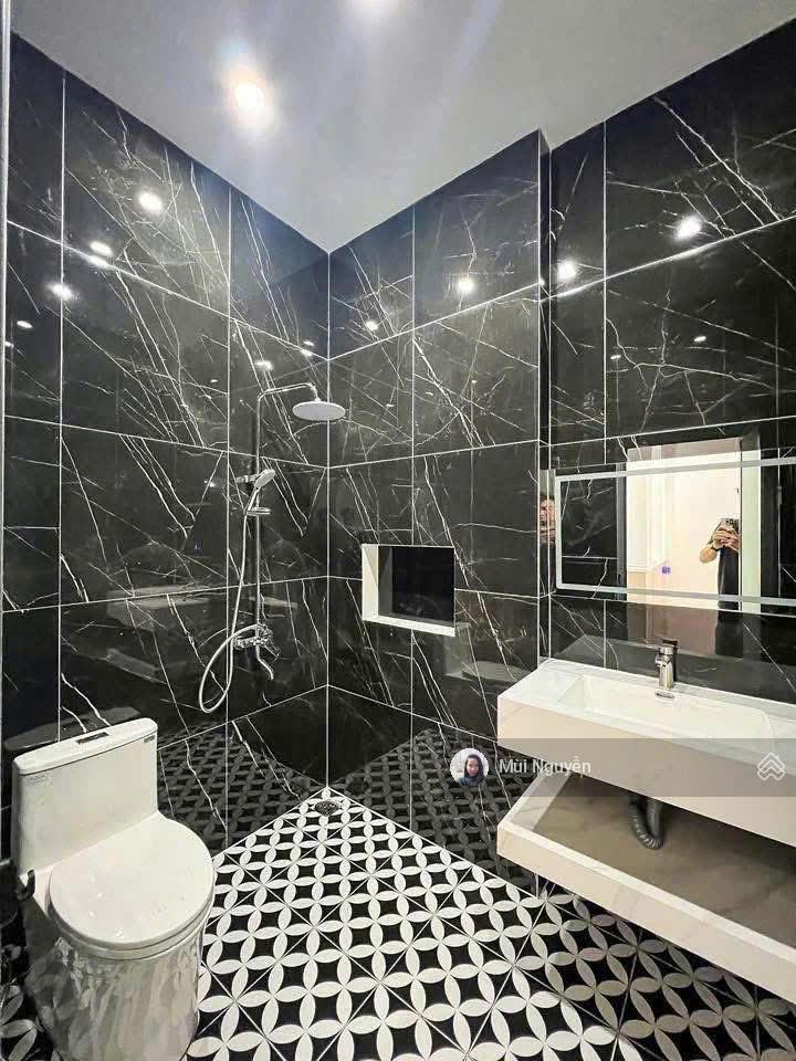Cần bán nhanh hxh tránh nhau nguyễn văn đậu, bt  vuông vức 4x15m, 3 tầng vào ở ngay  chỉ 11.5 tỷ