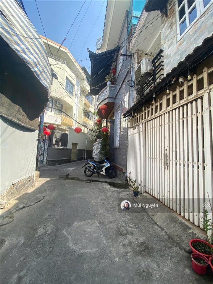 Giảm mạnh 12 tỷ về 9,39 tỷ, căn góc sát mt khu phan xích long  vạn kiếp. dt 4x16m, ctxd 4 tầng