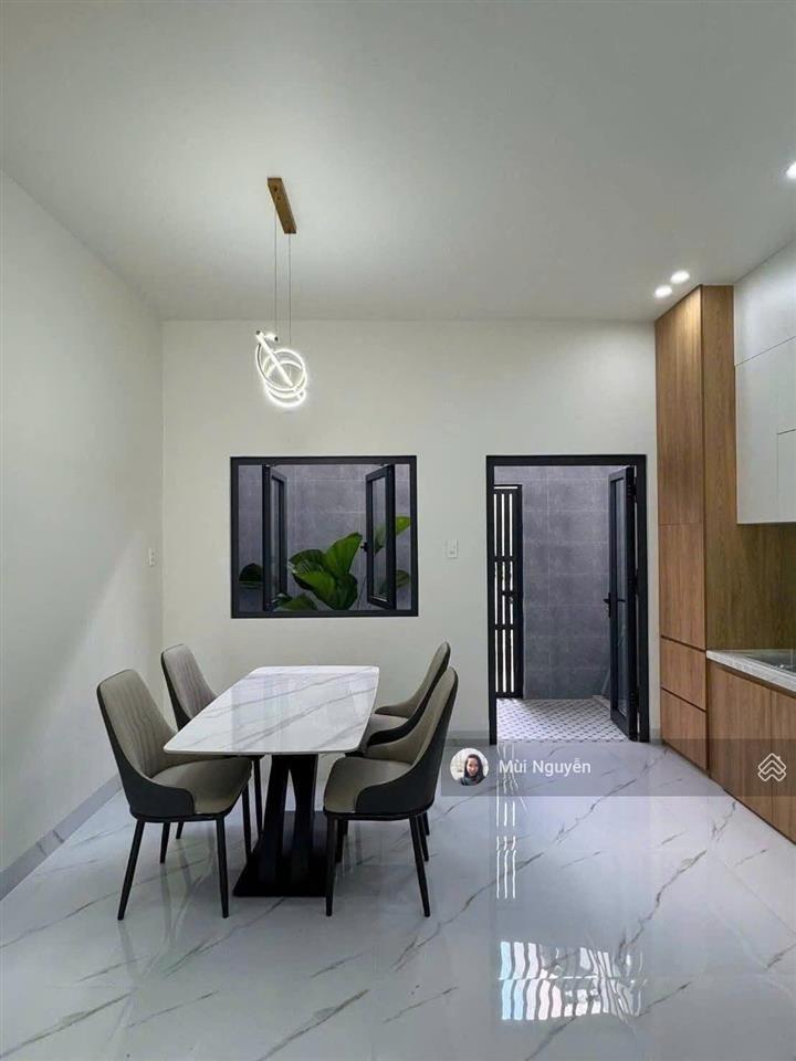 Ngay hàng xanh, bao quanh bởi các trường đại học  hxh điện biên phủ, bt  dt 4x16m, 3 tầng 9,9 tỷ