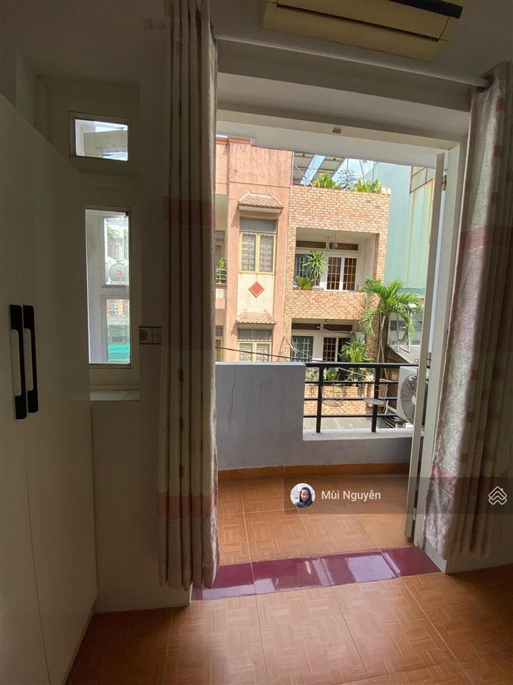 Cho thuê phòng studio ban công 25m2 full nội thất  đồng xoài, p13, tân bình  5tr/tháng