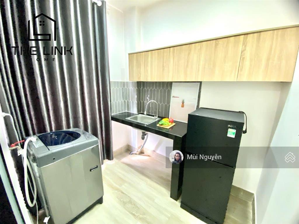 Cho thuê 1 phòng ngủ ban công 30m2  ung văn khiêm, bình thạnh  giá 8tr6