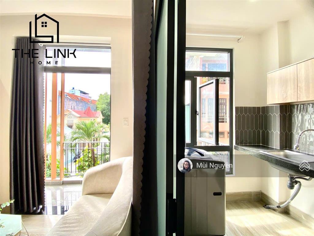 Cho thuê 1 phòng ngủ ban công 30m2  ung văn khiêm, bình thạnh  giá 8tr6