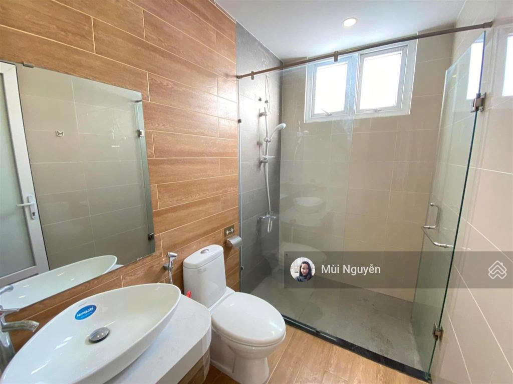 Cho thuê phòng studio 20m2 full nội thất  trần quang diệu, q3  5tr5/tháng