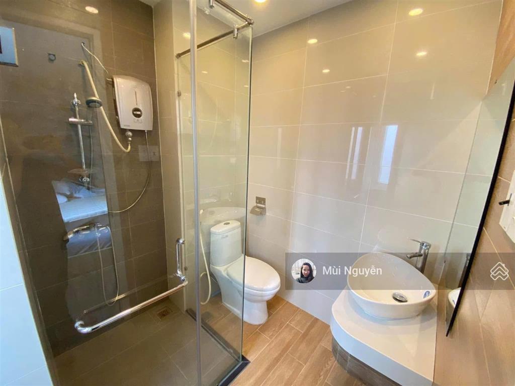 Cho thuê phòng studio 20m2 full nội thất  trần quang diệu, q3  5tr5/tháng