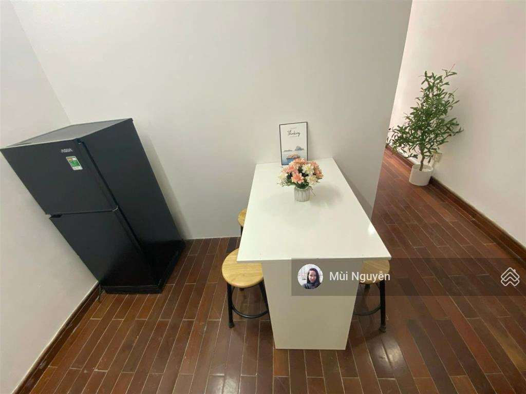 Cho thuê 2 phòng ngủ ban công 60m2 full nội thất  hxh nguyễn thái bình, p12, tân bình  9tr8/tháng