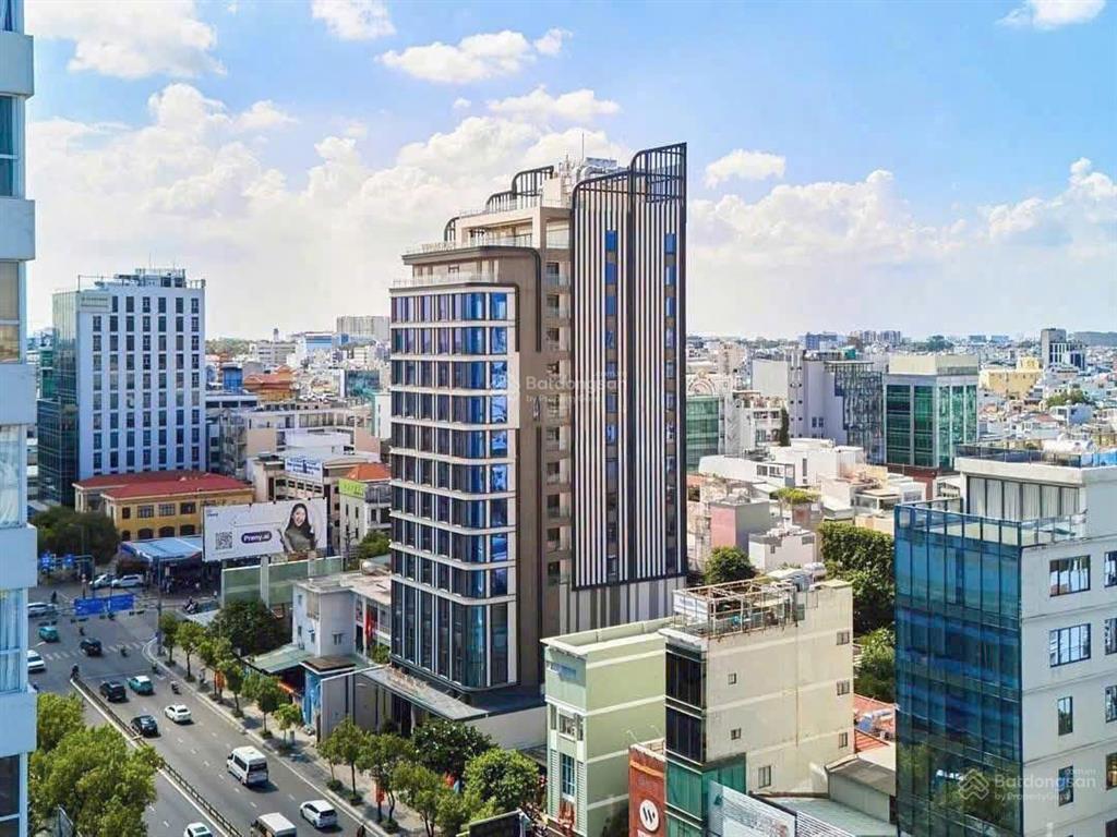 Nhà trung tâm quận 1 cách mặt tiền lê thánh tôn chỉ 50m  giá tốt hiếm có 4x20m 3 lầu giá 25.5 tỷ
