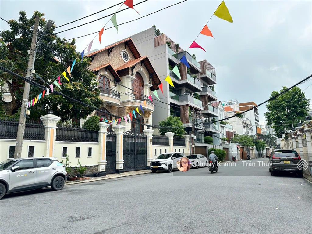 Siêu phẩm giá tốt! nhà vị trí vip ngay mt c18 khu k300 giá 36.2 tỷ tl 8x20m 3 lầu0941 732 ***