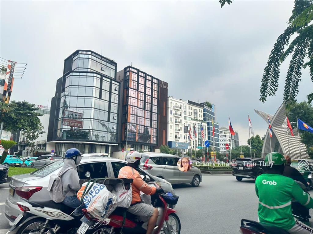 Chdv góc 222 mt phổ quang, p. 2, tân bình 10x25m, cn 243m2 nhà 5 lầu giá 41 tỷ 0941 732 *** cherry