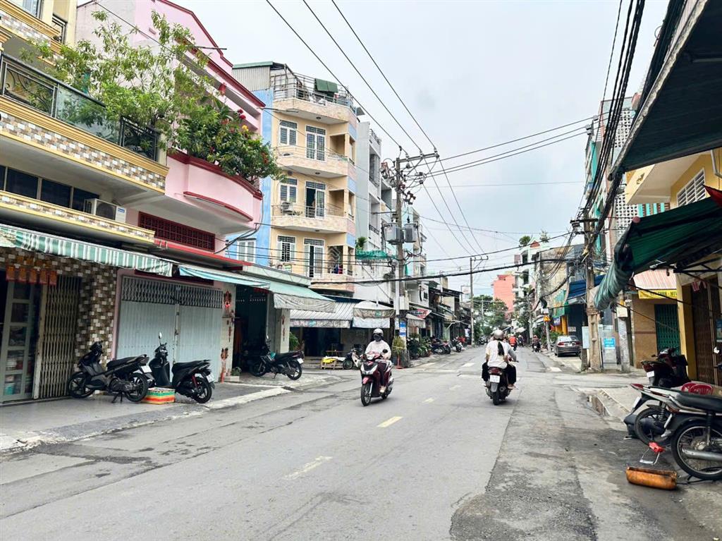 Hxh 8m nguyễn thái học, p. cầu ông lãnh, q.14x16m4 tầng giá 31 tỷ giảm còn 28 tỷ0941 732 ***