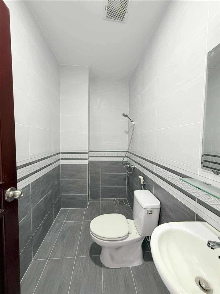 Bán nhà 6 tầng hẻm xe tải nguyễn sơn, 11 tỷ6. 72m2, phú thọ hòa, tân phú, hcm