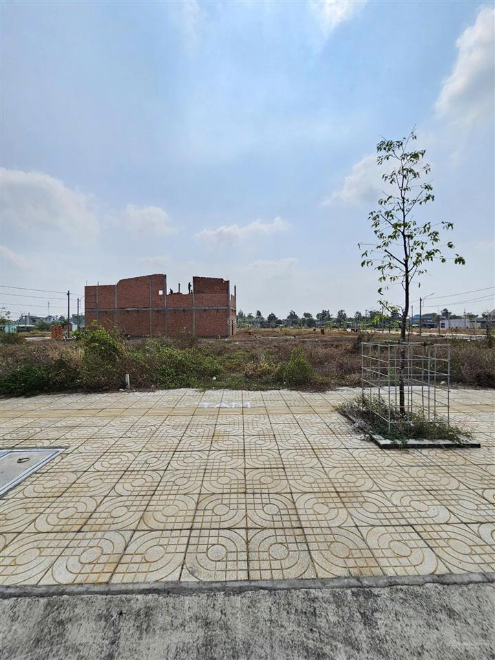 Đất đepkhu tái định cư tân hạnhxây tự dogiáp ranh dĩ an90m2 (5x18m)2ty950 (hời nhất khu)