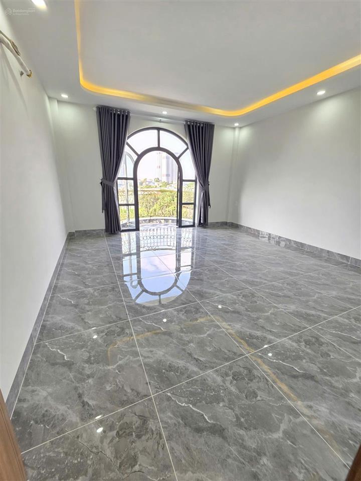 Nhà mới đông hòađầy đủ nội thấthoàn côngcó trả là bán8ty6gần bigc go, chợ đông hòa, làng đh