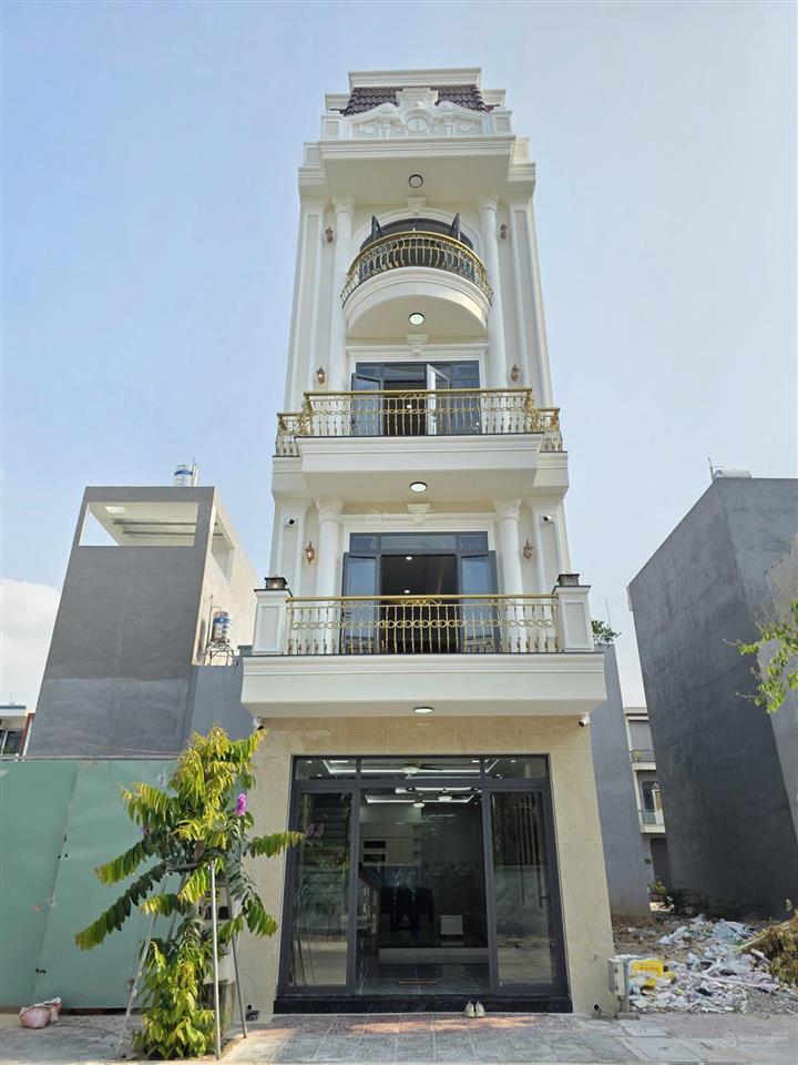 Nhà mới đông hòađầy đủ nội thấthoàn côngcó trả là bán8ty6gần bigc go, chợ đông hòa, làng đh