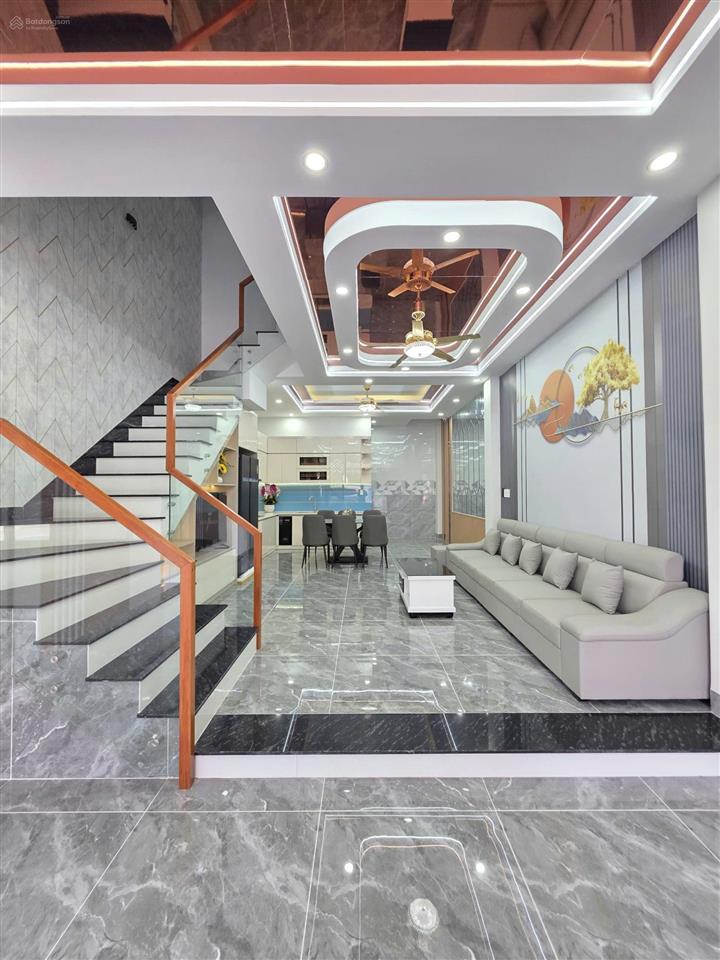 Nhà mới đông hòađầy đủ nội thấthoàn côngcó trả là bán8ty6gần bigc go, chợ đông hòa, làng đh