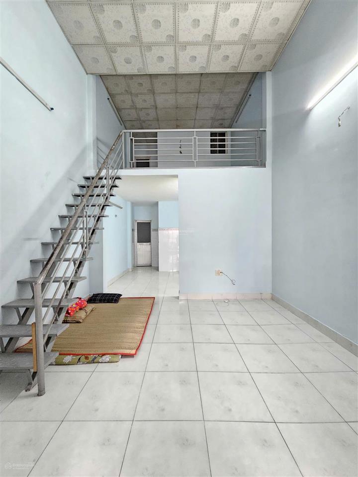 Hiếm+rẻnhà cấp 4, gác lửngmặt tiền đường vàm suốigần chợ bình an, làng đại học, đường bắc nam 3