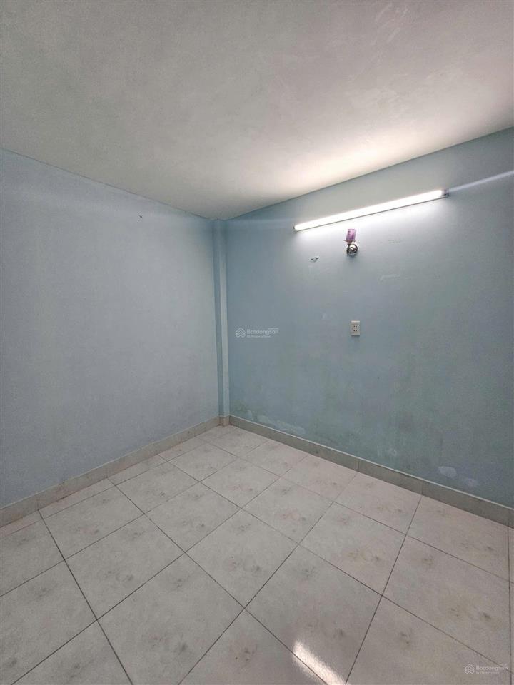 Hiếm+rẻnhà cấp 4, gác lửngmặt tiền đường vàm suốigần chợ bình an, làng đại học, đường bắc nam 3