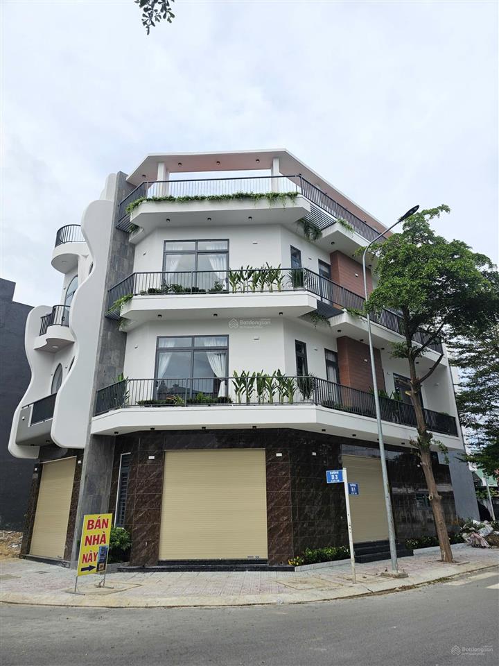 Nhà góc hoàn công, đầy đủ nội thất kdc gần ngã 4 miếu ông cù chợ phú phong 2mt thoáng kinh doanh ok
