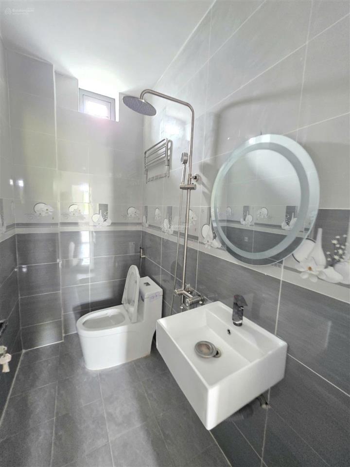 Nhà hoàn cônggiá rẻkdc an phú gần chợ phú phong, chợ đông đô4ty150 còn bớtra an phú 18 chỉ 100m