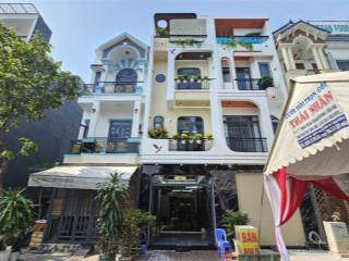 Nhà mớihoàn côngmẫu hiện đạiđầy đủ nội thấtkdc phú hồng thịnhgần miếu ông cù, chợ phú phong