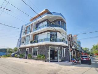Nhà mớihoàn cônggần chợ bình thuận 2, trường thpt lý thái tổ100m2 (6x18m)kdc gần lê thị trung