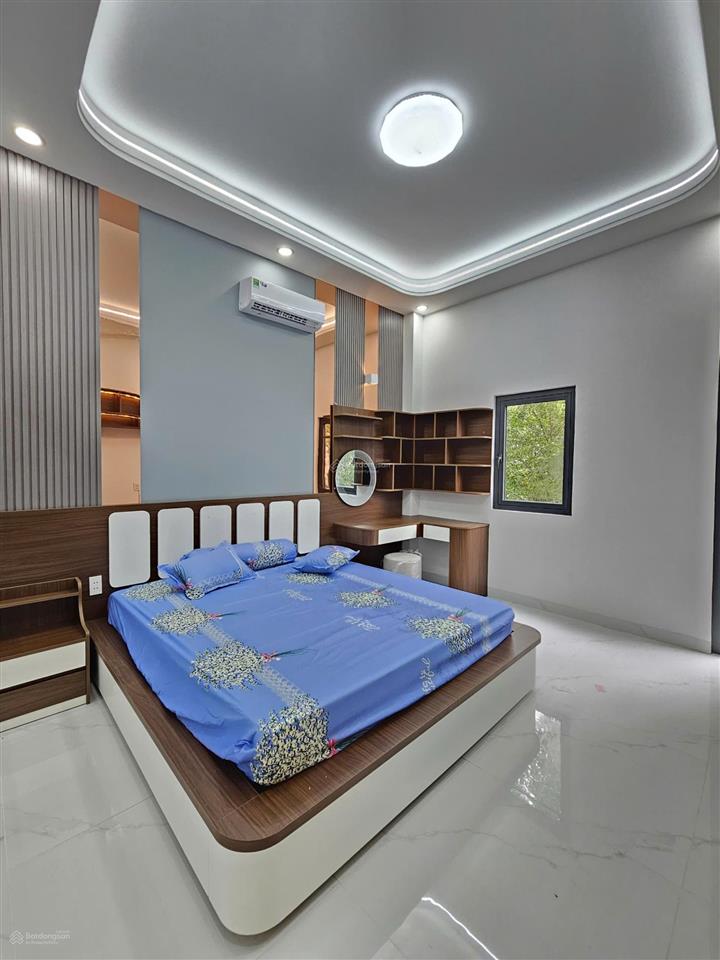 Nhà ngộphoàn côngđầy đủ nội thấtkdc phú hồng thịnh gần ngã tư miếu ông cù, chợ phú phong