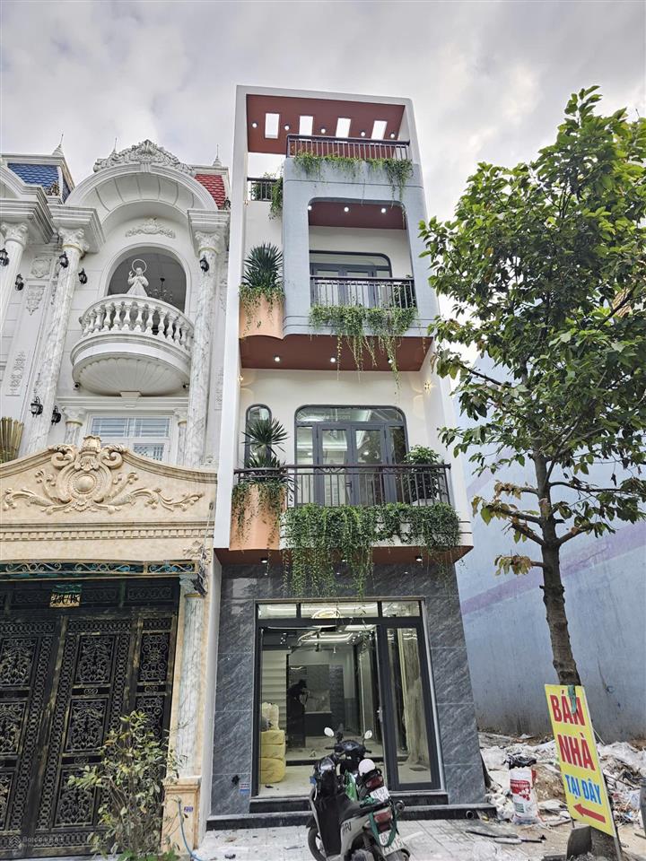 Nhà ngộphoàn côngđầy đủ nội thấtkdc phú hồng thịnh gần ngã tư miếu ông cù, chợ phú phong