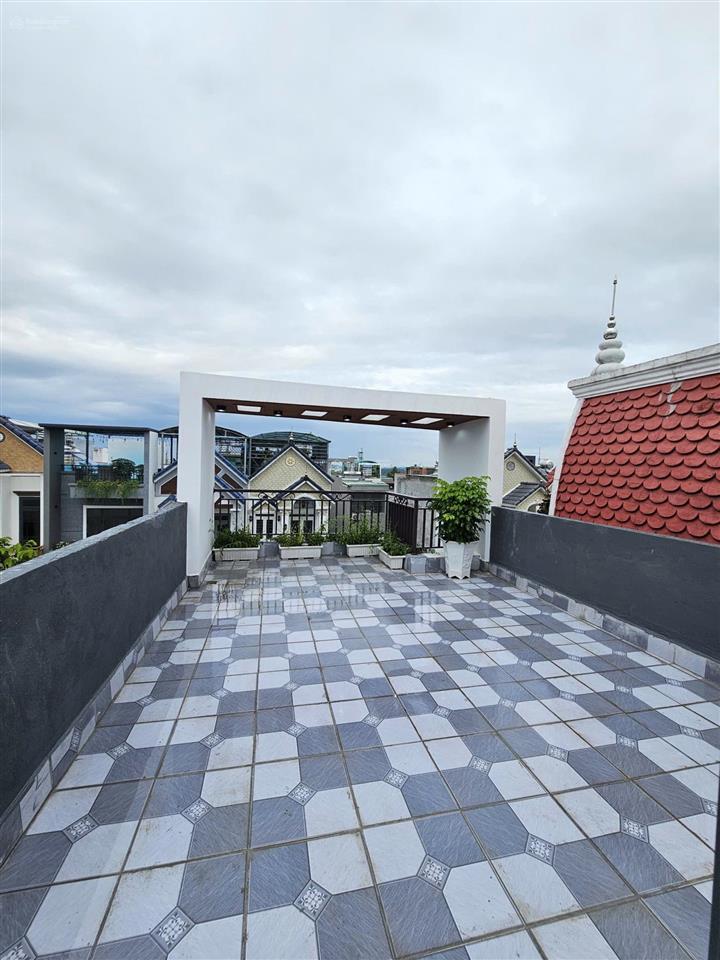 Nhà ngộphoàn côngđầy đủ nội thấtkdc phú hồng thịnh gần ngã tư miếu ông cù, chợ phú phong