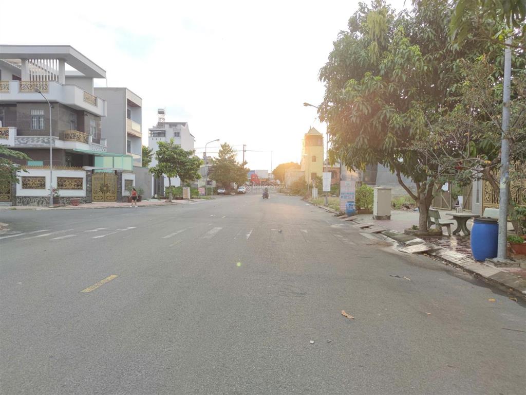 Đất đẹp gần quốc lộ 1k, trục chính kinh doanh 22m, kdc phú hồng thịnh gần làng đại học 1,5km, 5x25m