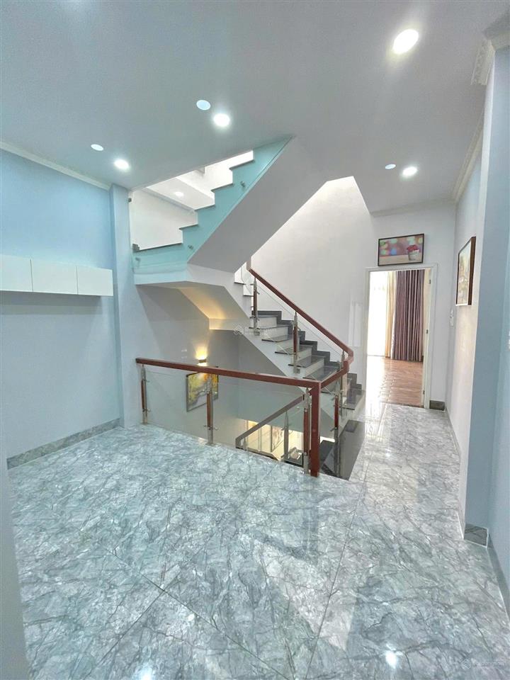 Nhà phố hoàn công kdc hoàng nam ngay đào duy từ, gần hội trường đông hòa, trường học các cấp