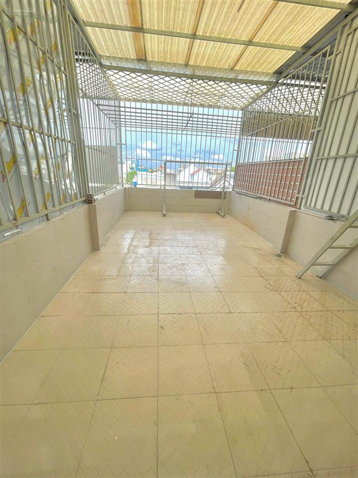 Nhà phố hoàn công kdc hoàng nam ngay đào duy từ, gần hội trường đông hòa, trường học các cấp