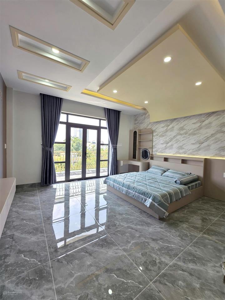 Trả giá là bánnhà đúc 4 tấm hoàn công, đầy đủ nội thất, mặt tiền công viên khu đông hòa c