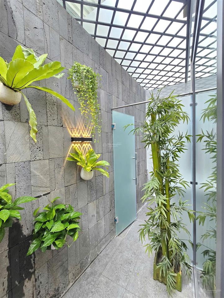 89,7m29ty300nhà 3 lầu 1 lửnghoàn côngđầy đủ nội thấtmặt tiền đường đông minh kinh doanh ok