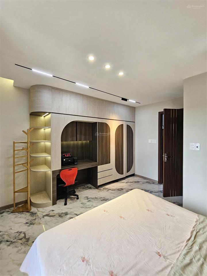 89,7m29ty300nhà 3 lầu 1 lửnghoàn côngđầy đủ nội thấtmặt tiền đường đông minh kinh doanh ok