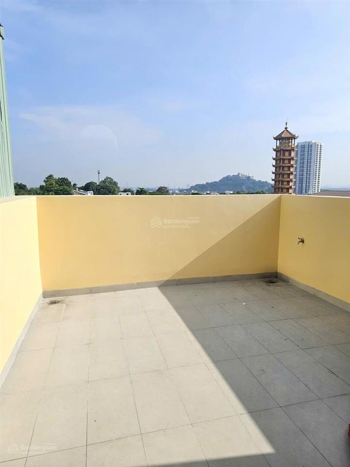 Nhà 3 tấm hoàn công kdc phú hồng thịnh gần làng đại học 1,5km, ra quốc lộ 1k và đt743a chỉ 200m